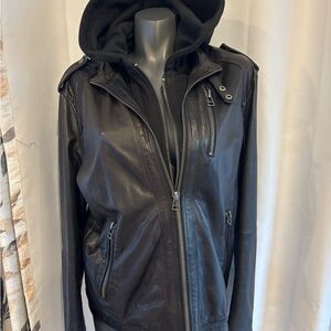7 Diamonds leather jacket with zip out lining with hood XL